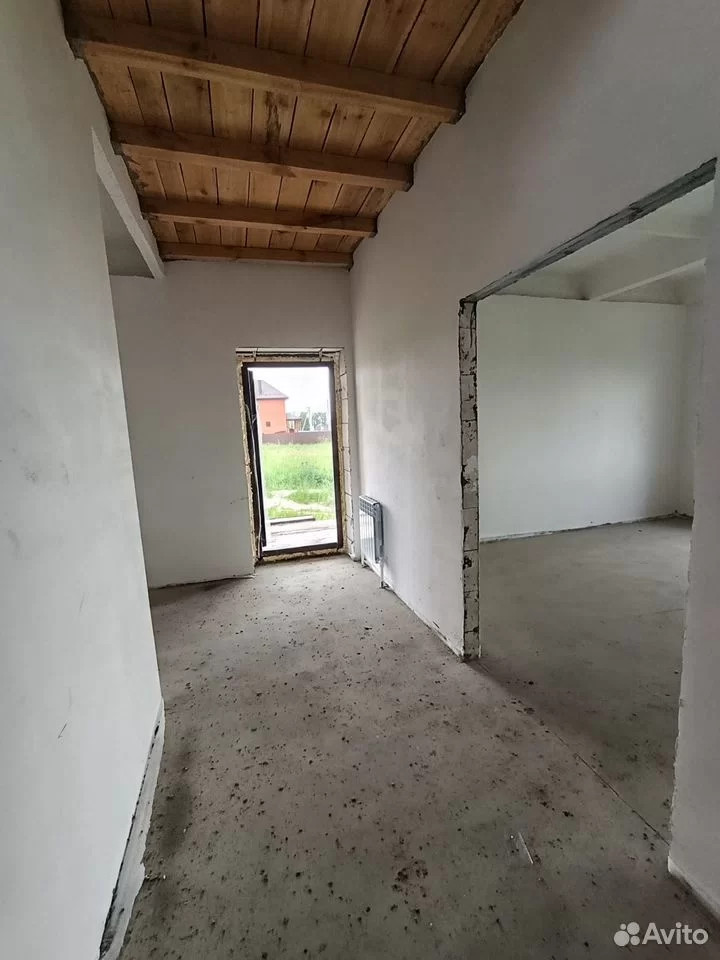 Новый двухэтажный дом в Заре
